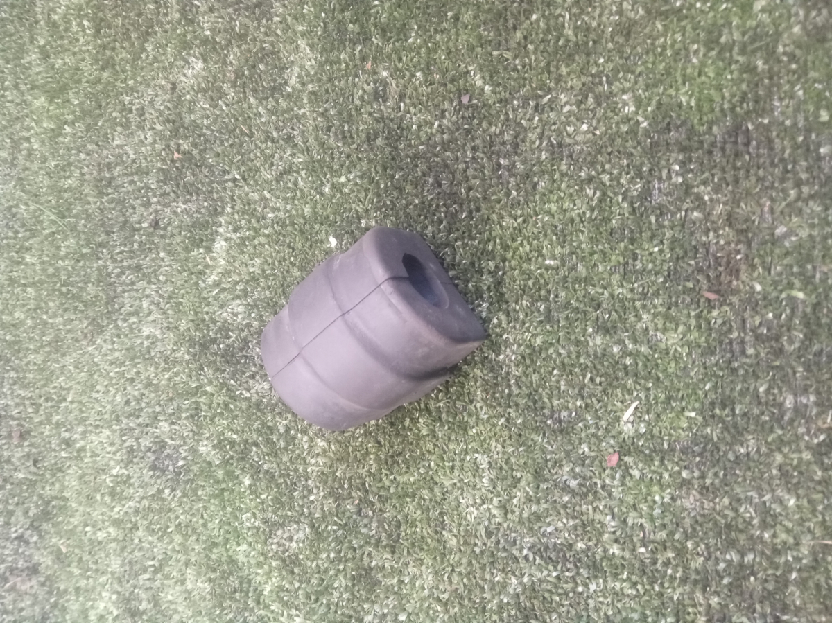 Втулка стабілізатора BMW 5 Series E39 (1995-2003) 31351093263