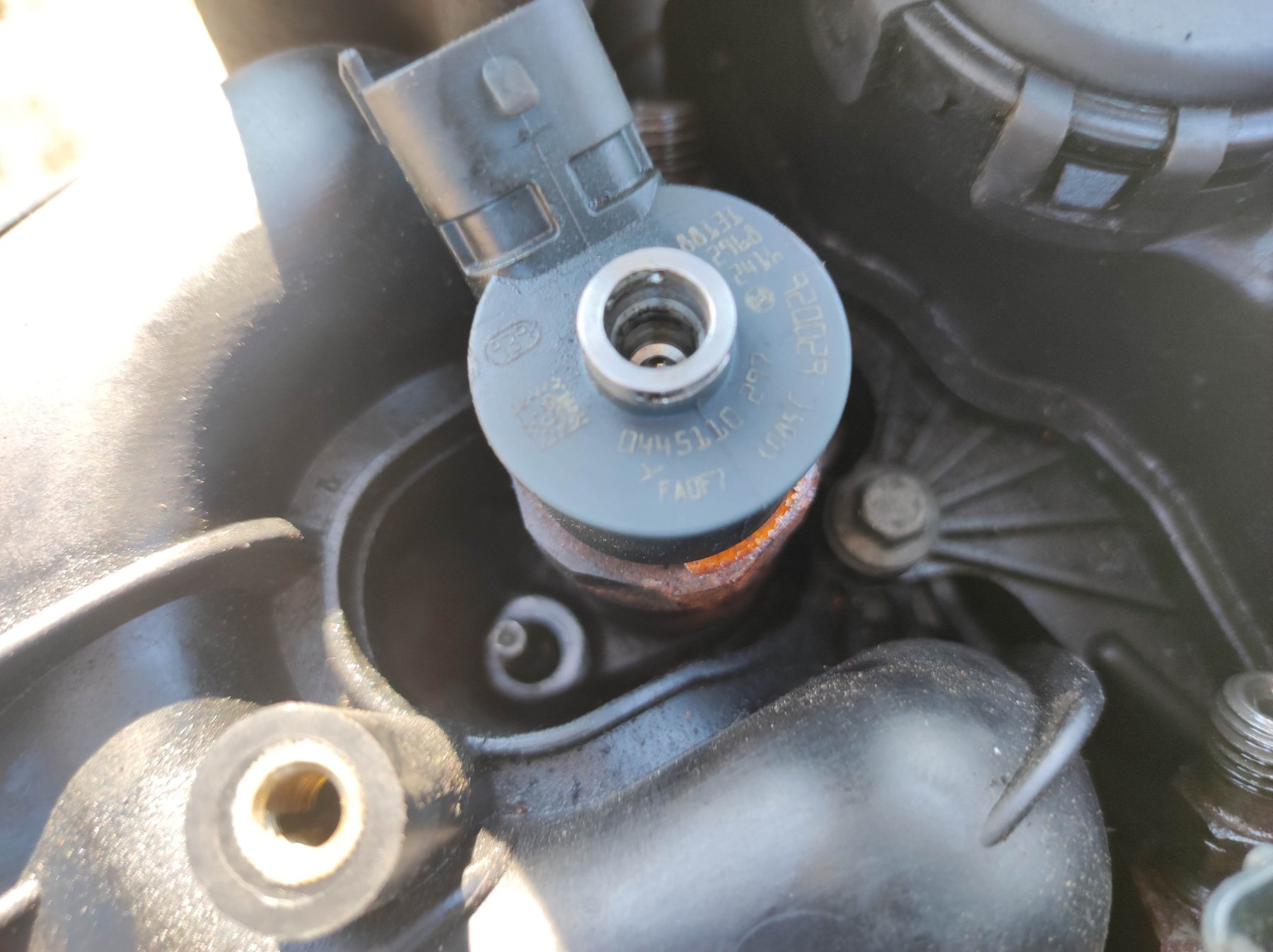 форсунка дизельна Citroen C4 Picasso I (2006-2013) 0445110297