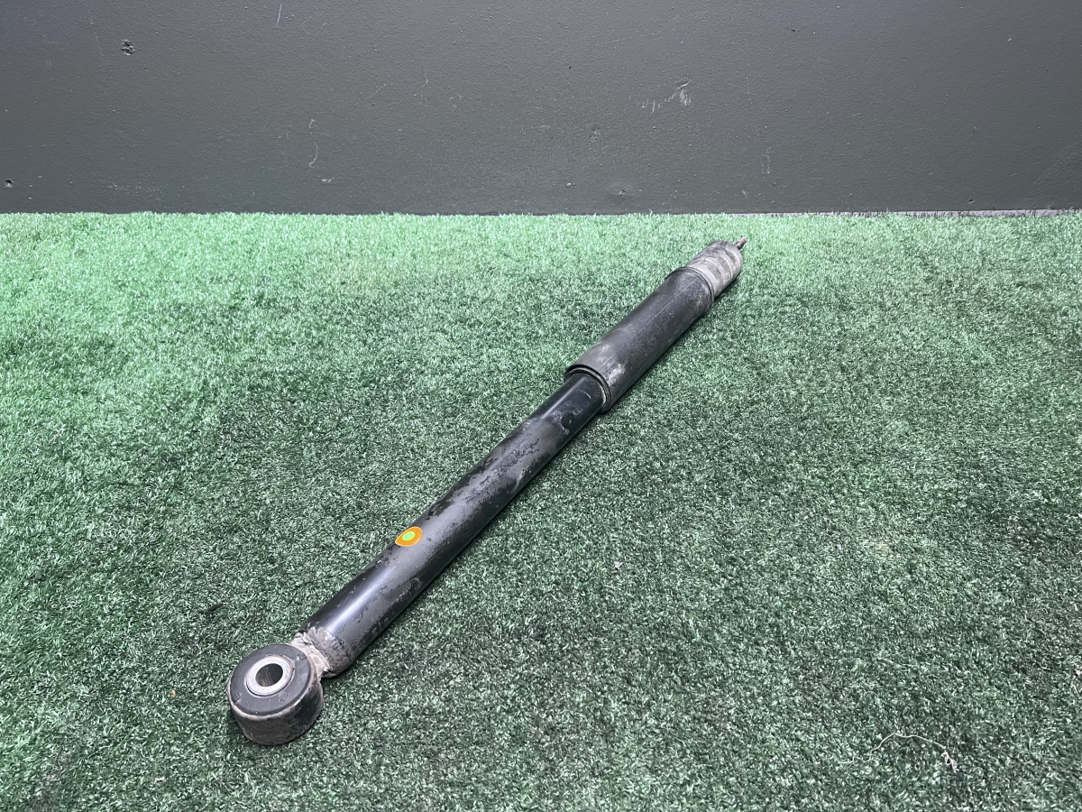 Амортизатор задній Dacia Logan 2004–2012 8200417472