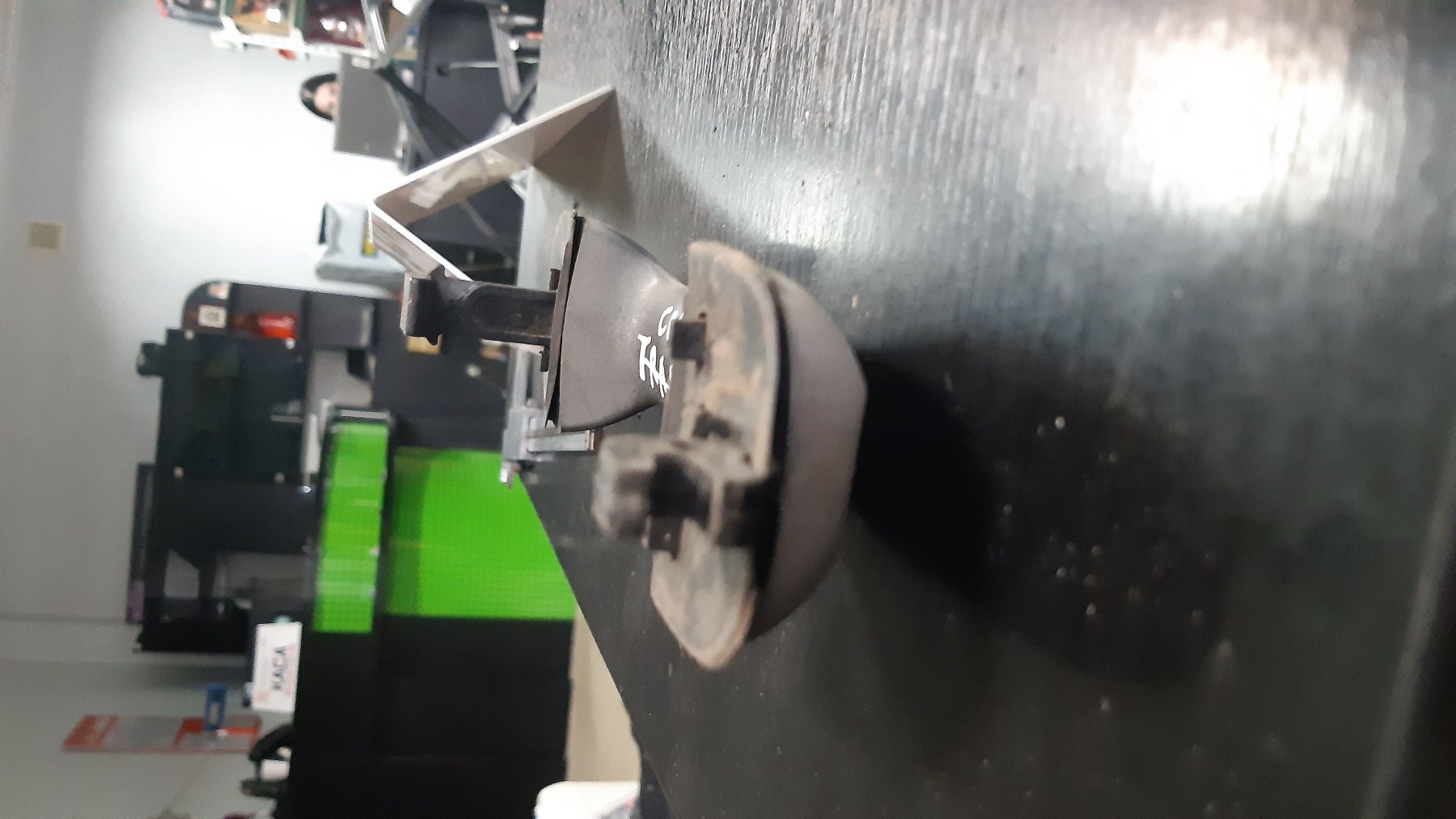 Ручка дверей (зовн) HMPX   2T14 V22404 AD Ford Tourneo Connect (2002-до тепер) 2T14V22404AD