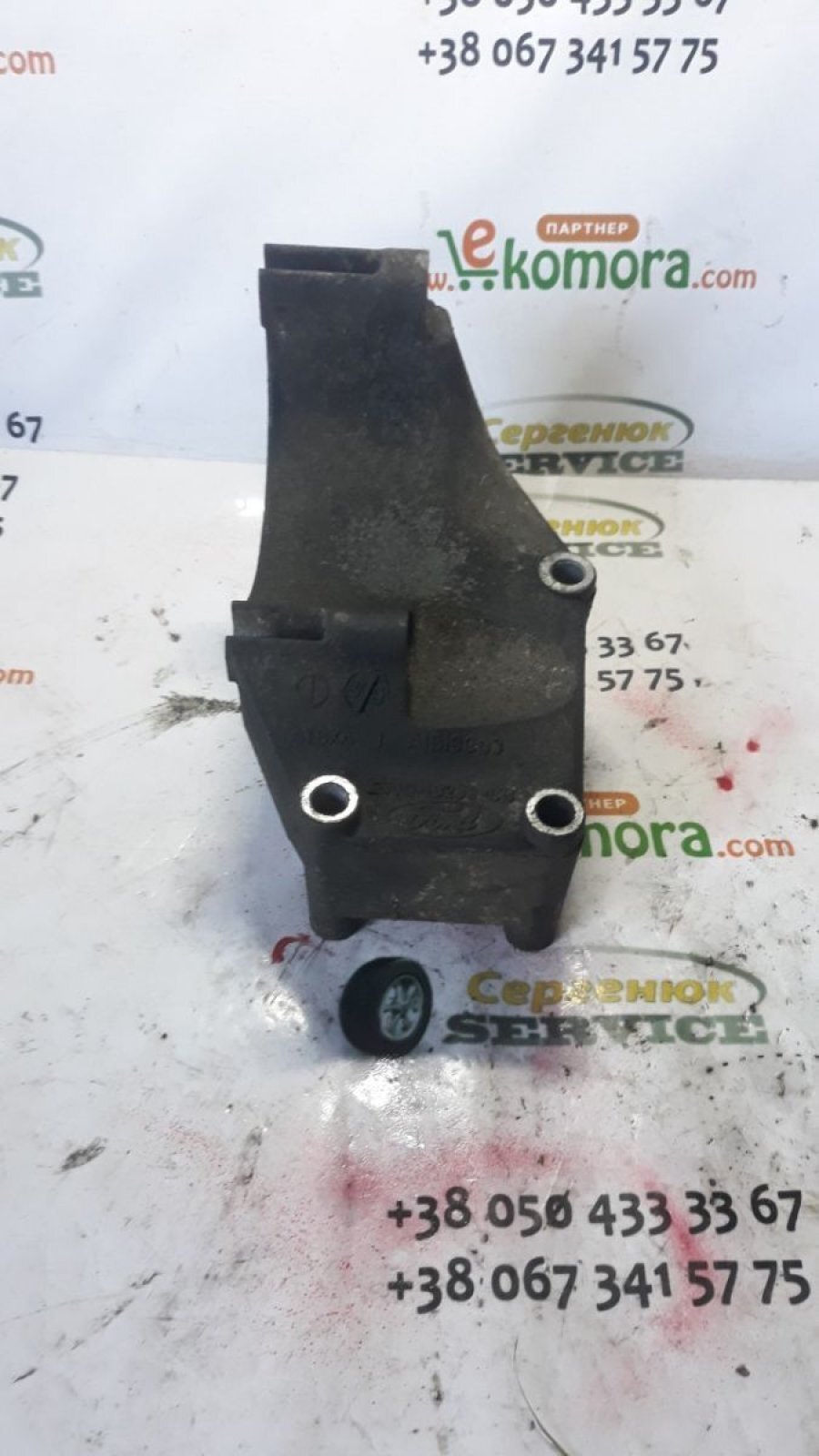 Кронштейн генератора 1.8tdci Ford Transit Connect (2002-до тепер) 2T1Q10239CB