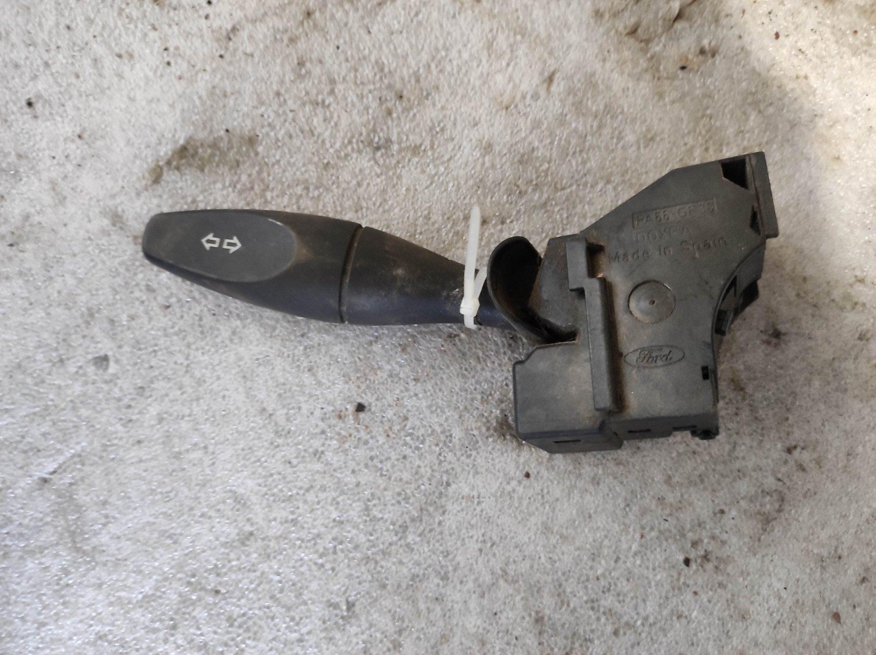 Перемикач підрульовий, лівий Ford Transit Connect (2002-до тепер) 2T1T13335AB