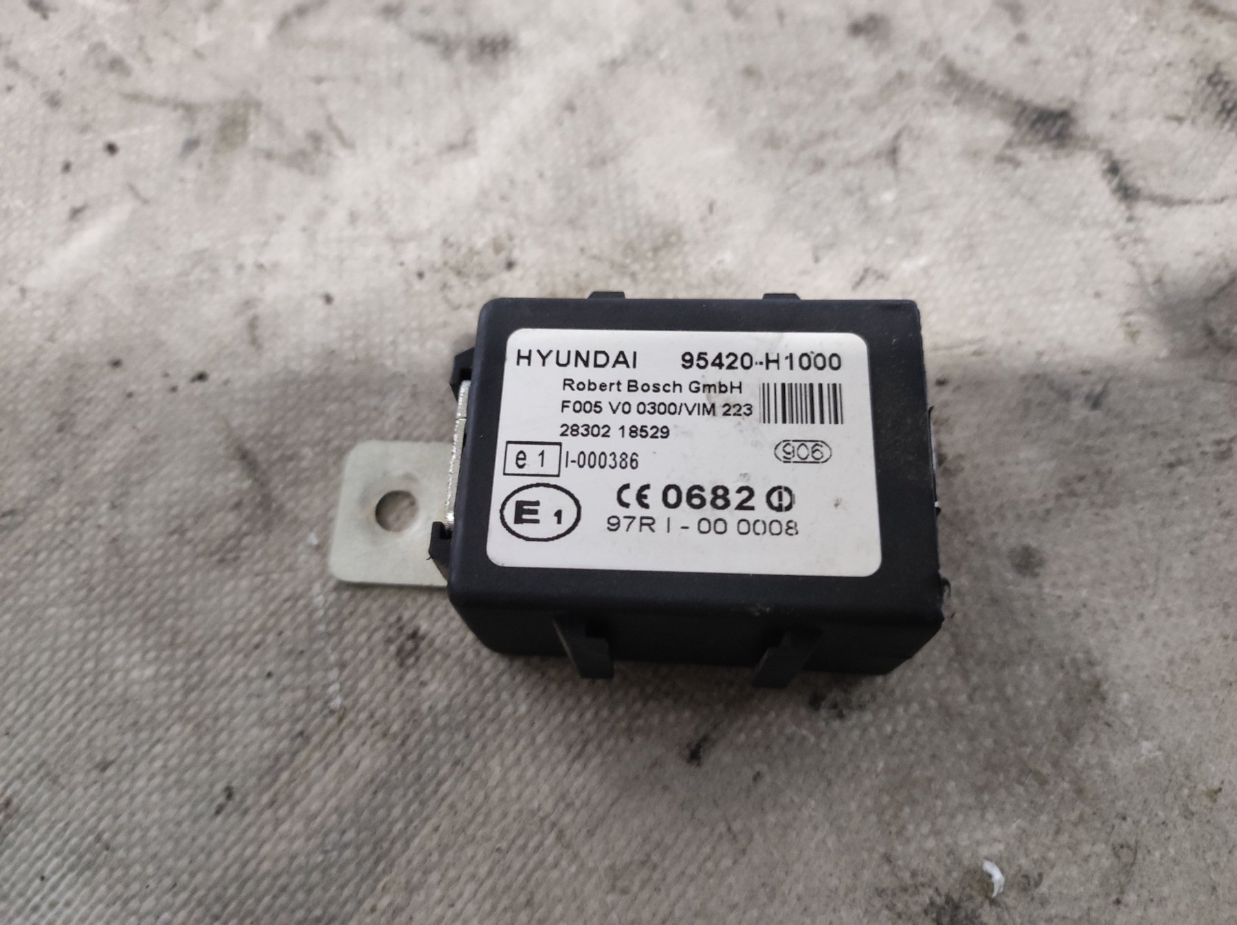 Блок управління іммобілайзером Hyundai Terracan HP (2001-2007) 95420H1000