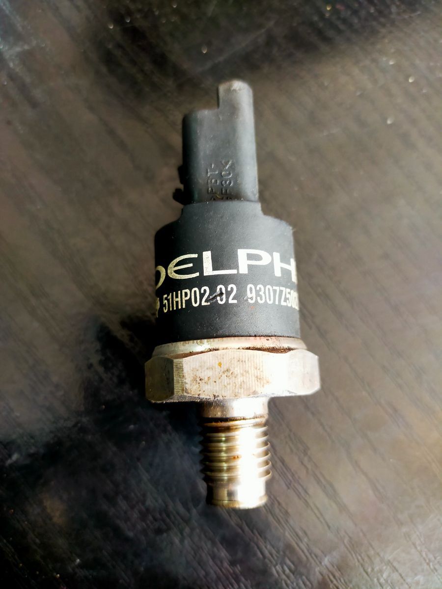 Датчик тиску палива  Terracan HP (позашляховик) 2001—2007 Hyundai Terracan HP (2001-2007) 9307Z502B