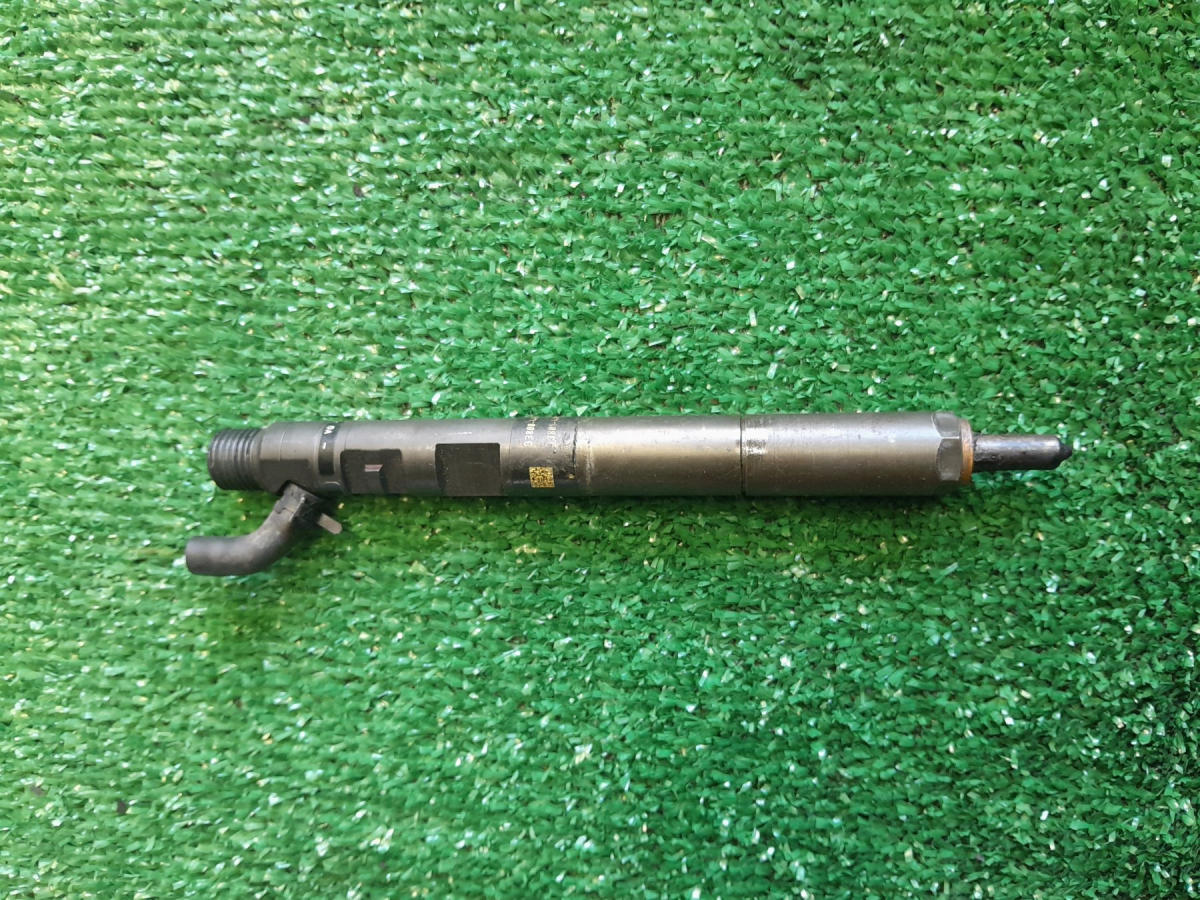 Форсунка Hyundai Terracan HP (2001-2007) 338014X800