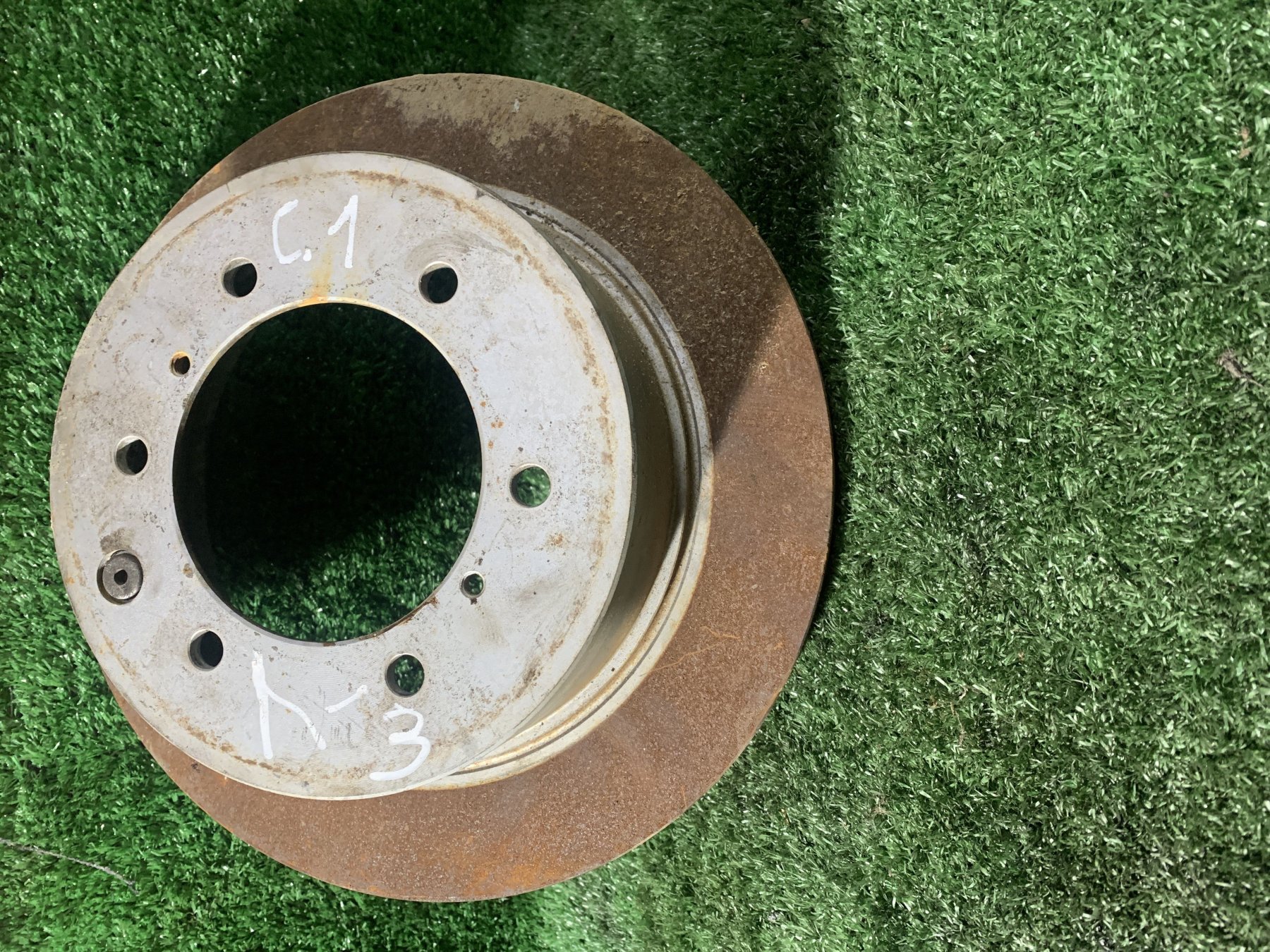 Гальмівний диск задній лівий Hyundai Terracan HP (2001-2007) 52710H1000