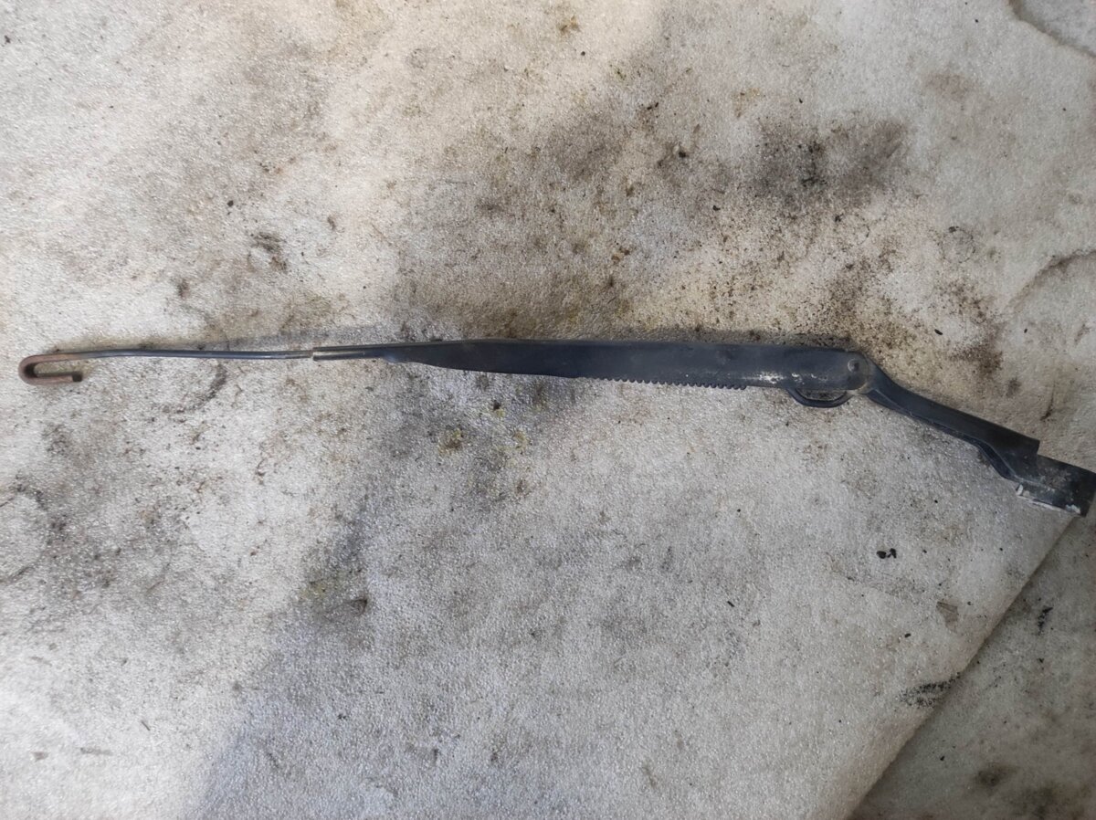 Hyundai Terracan HP (2001-2007) 98331H1000