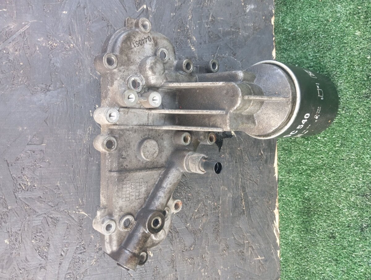 Корпус масляного фільтра Hyundai Terracan HP (2001-2007) 263004X300