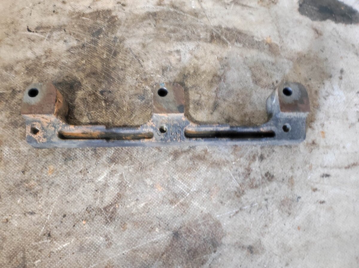 Кронштейн рейки подачі палива (оригинал) Hyundai Terracan HP (2001-2007) 315004X511