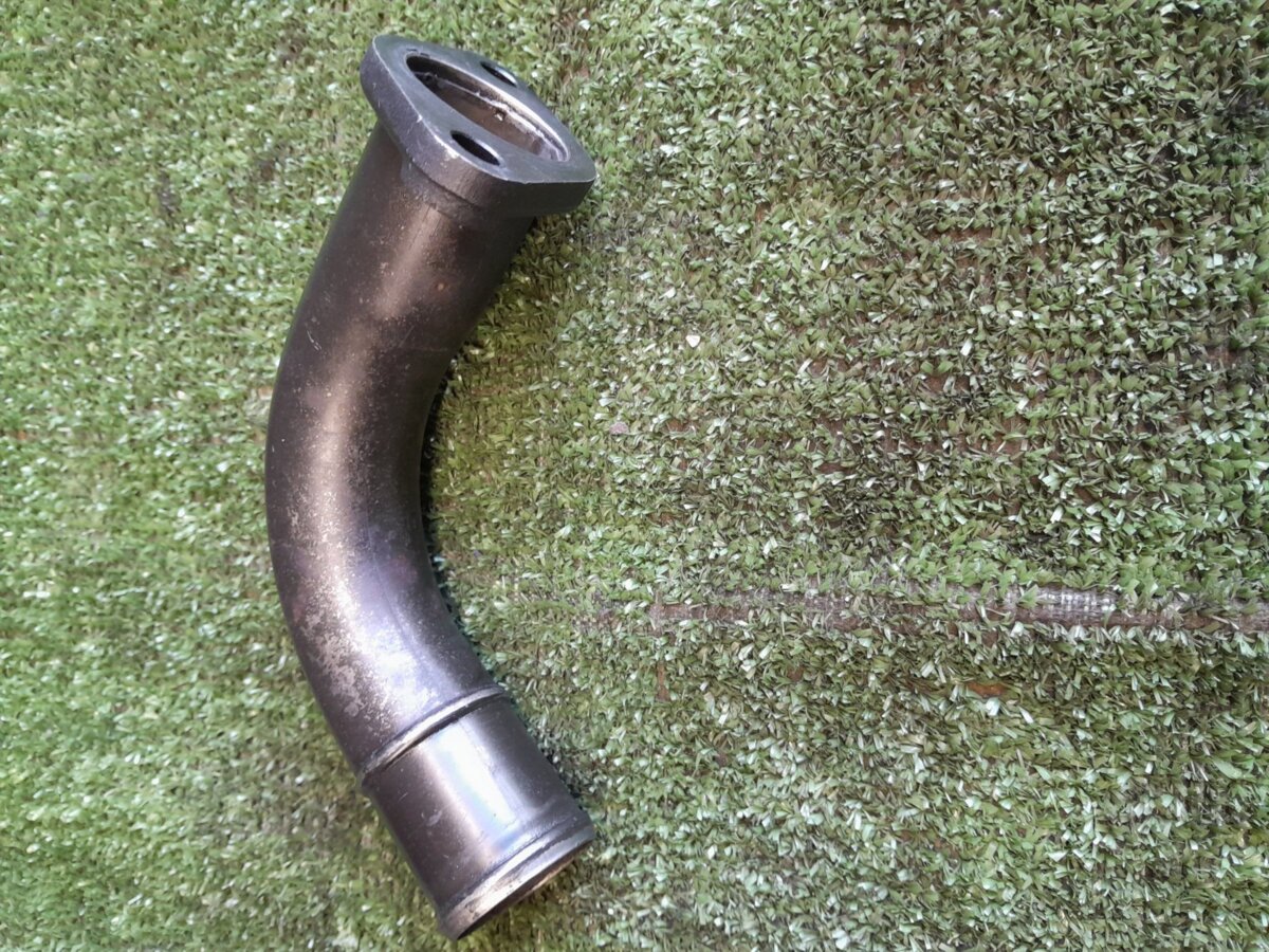 Патрубок охлаждающей жидкости металл нижний Hyundai Terracan HP (2001-2007) 254614X300