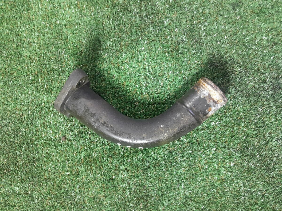 Патрубок охолоджувальної рідини Hyundai Terracan HP (2001-2007) 254614X300