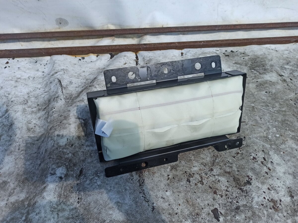 Подушка безпеки пасажира Hyundai Terracan HP (2001-2007) 84435H1600LK