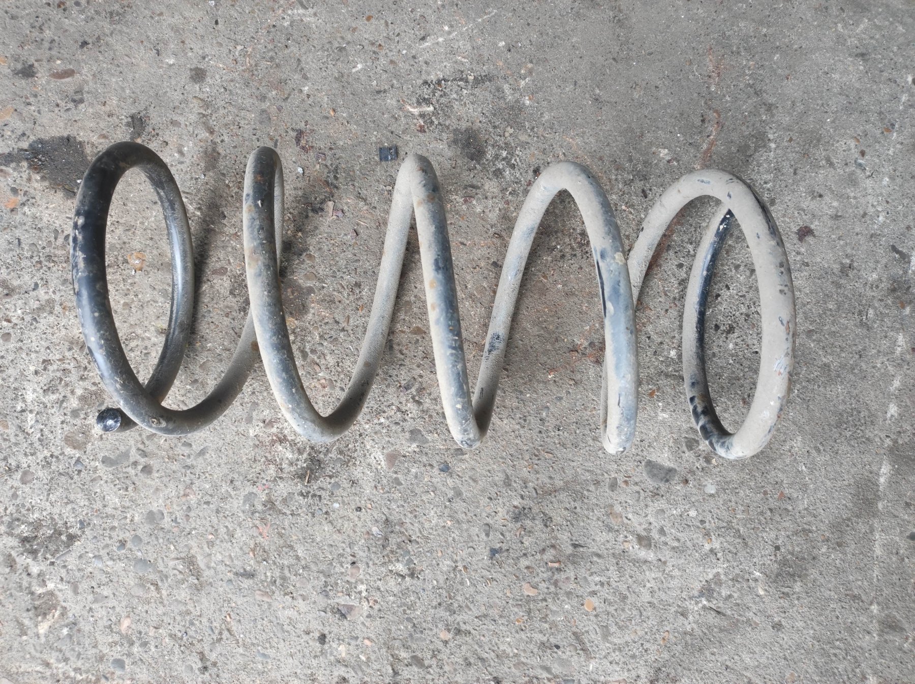 пружина підвіски задня; пружина задня Hyundai Terracan HP (2001-2007) 55101H1300