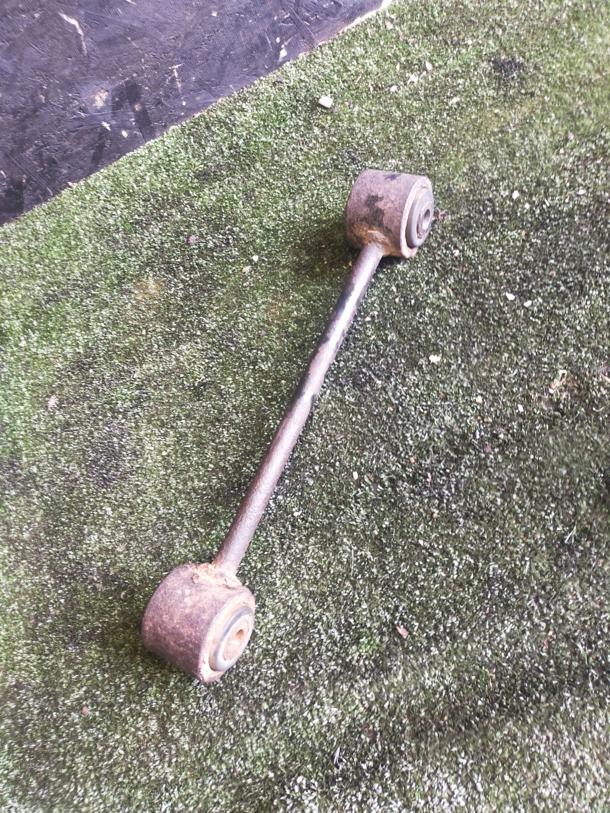 Важіль задньої підвіски верхній Hyundai Terracan HP (2001-2007) 55503H1001