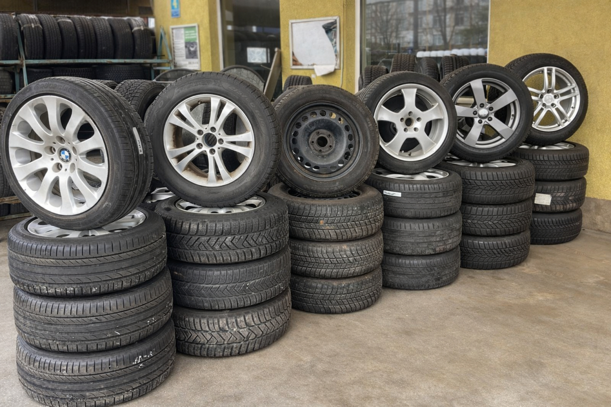 Оптовий продаж автошин та колісних дисків №2524235