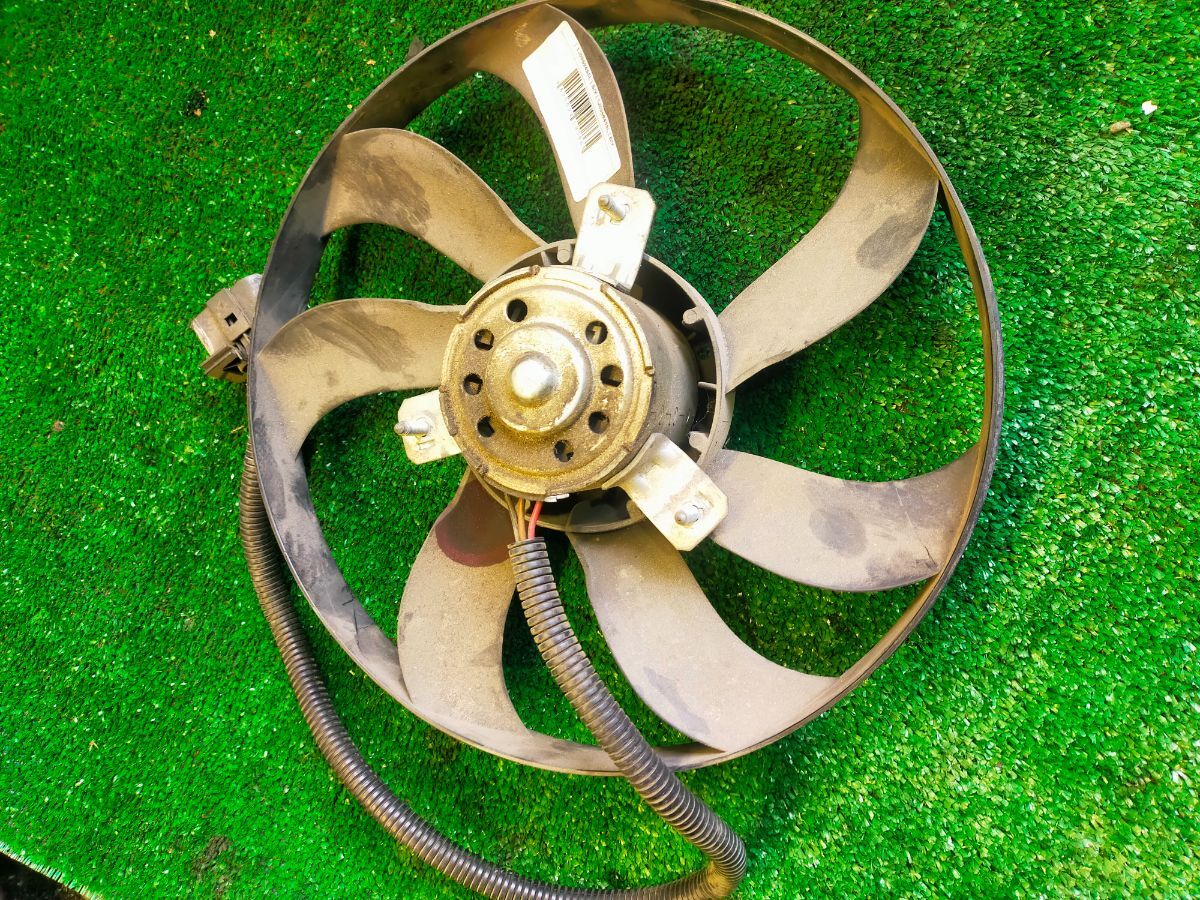 Вентилятор радіатора Skoda Fabia I (1999-2007) Інше Інше 1J0959455L