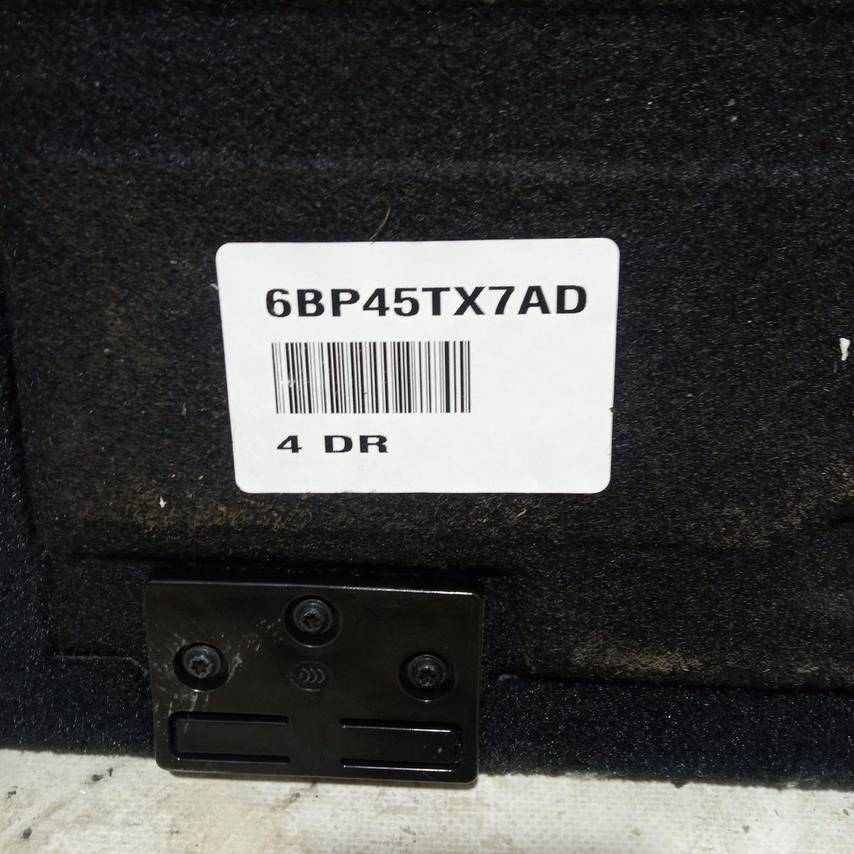 Підлога багажника Jeep Wrangler   III   (JK)   07 ... | 6BP45TX7AD | Chrysler Б/У Днище багажника Jeep Wrangler   III   (JK)   07 ... | 6BP45TX7AD |  Б/У