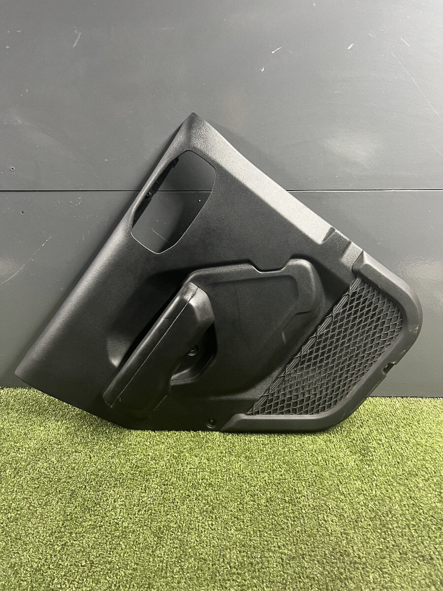 Карта дверей задня ліва Jeep Wrangler JL (2018-) 68301949AA