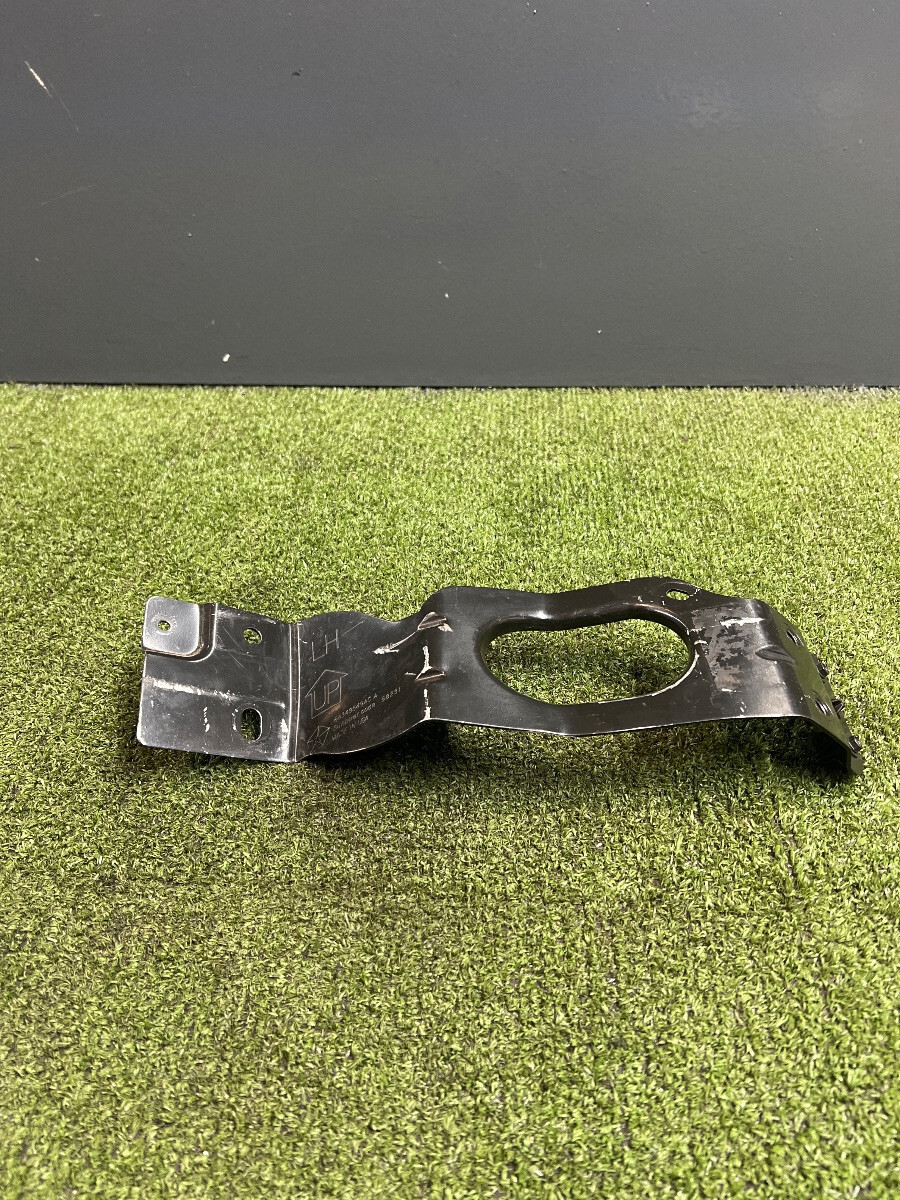 Кронштейн заднього бампера лівий Jeep Wrangler JL (2018-) 68349549AC