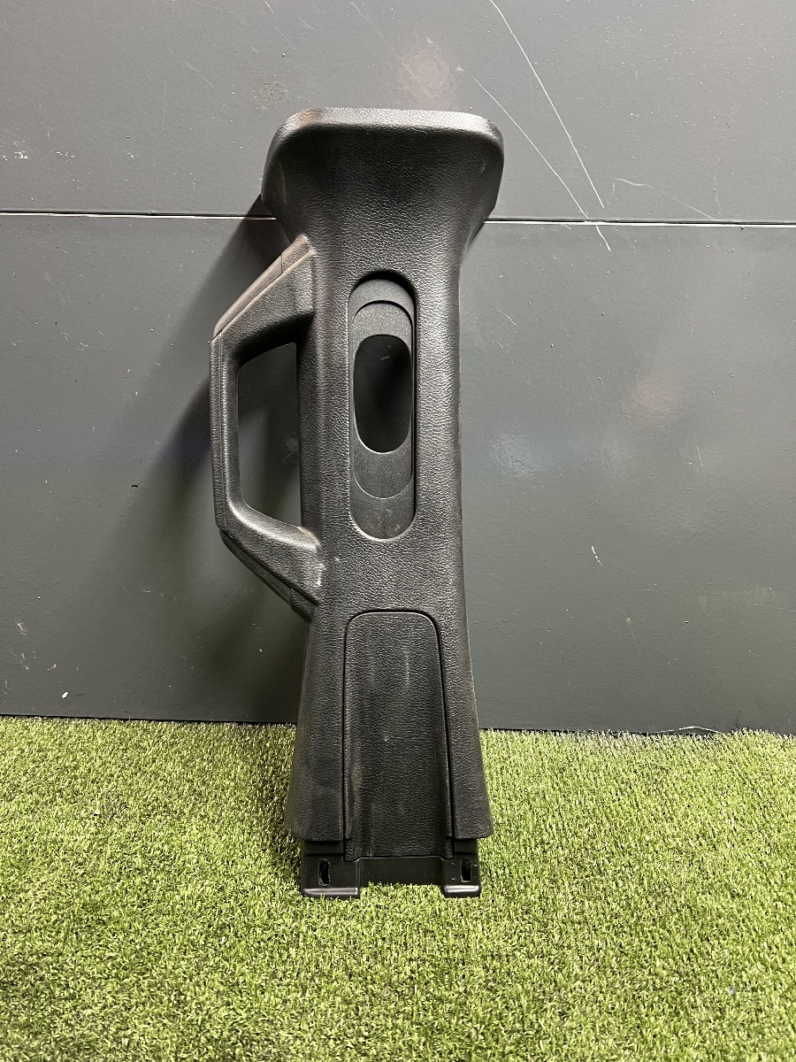 Накладка стійки ліва Jeep Wrangler JL (2018-) 6TS89TX7AB