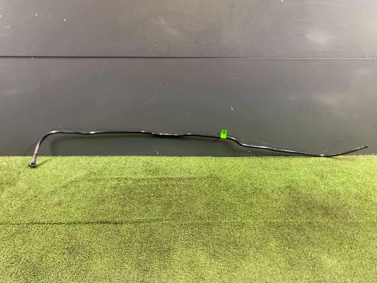 Паливна трубка Jeep Wrangler JL (2018-) 52030067AA