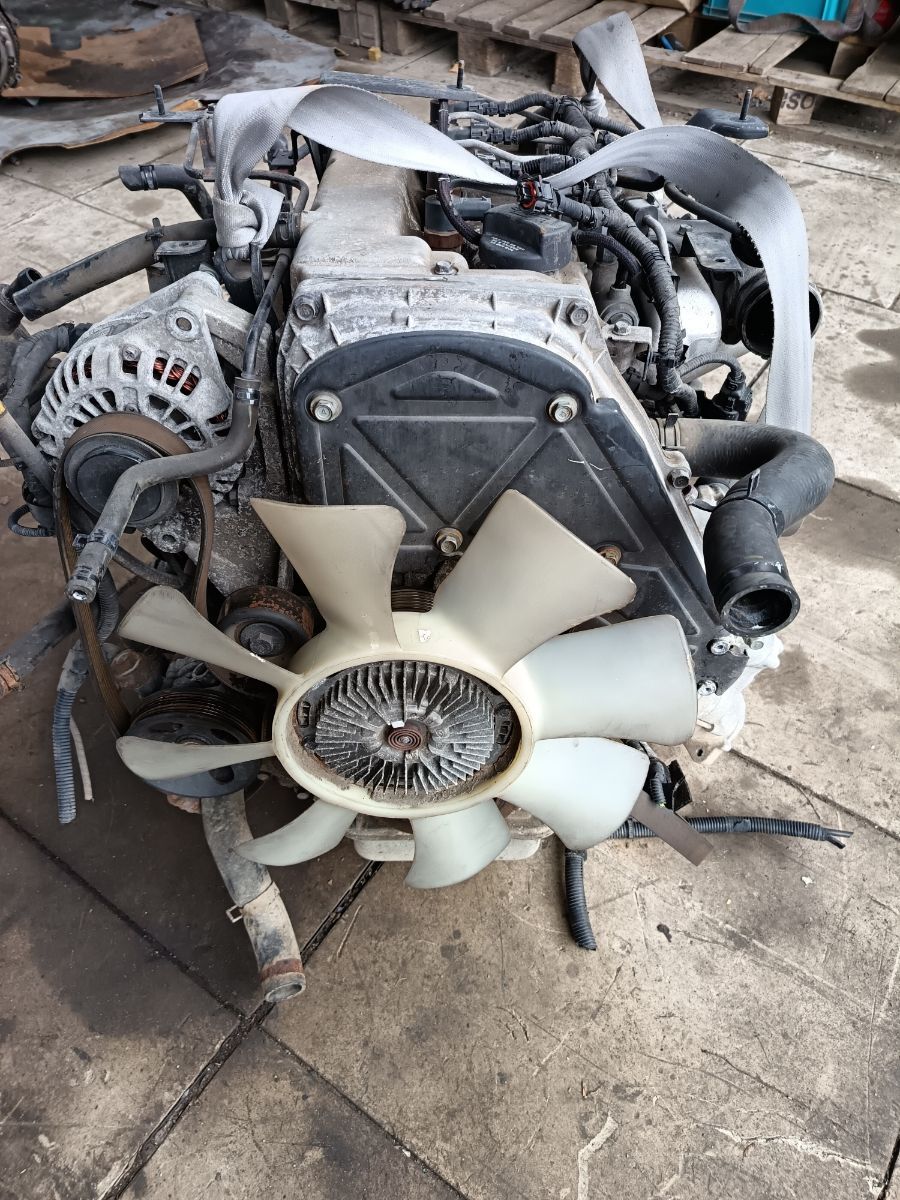 Двигун Kia Sorento 2.5 CRDI, D4CB (Дизель) Kia Kia 211014AA10