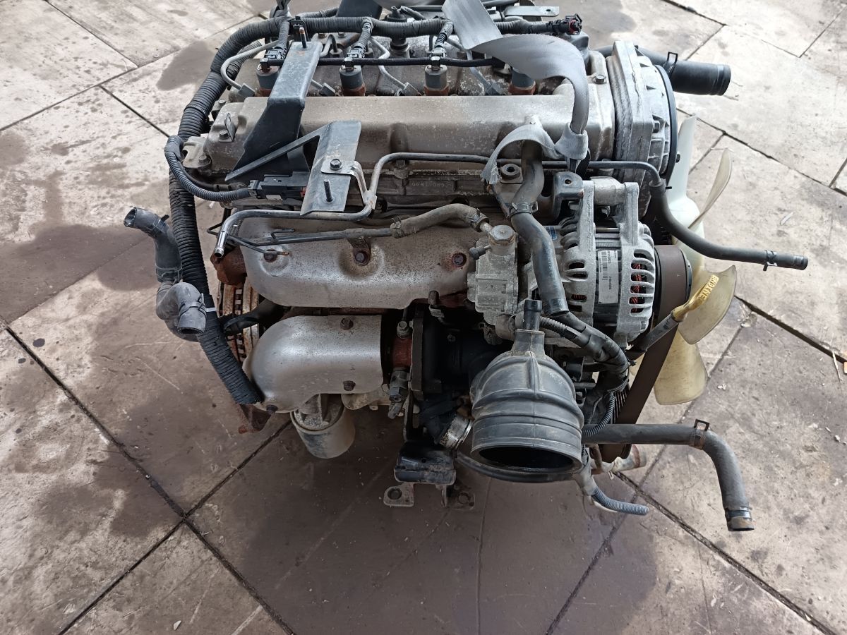 Двигун Kia Sorento 2.5 CRDI, D4CB (Дизель) Kia Kia 211014AA10