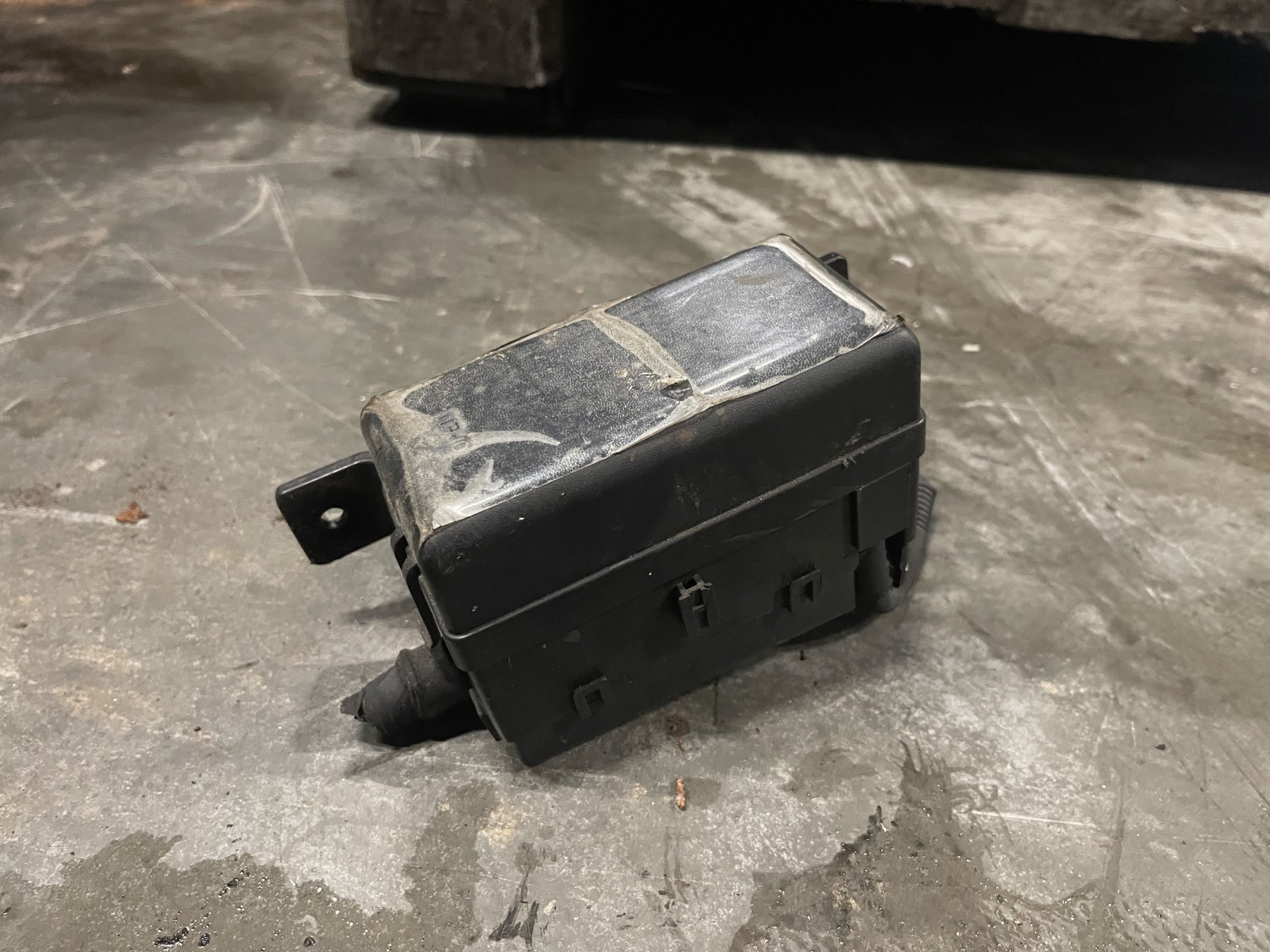 Блок запобіжників KIA Sorento JC (2002-2009) 911603E070