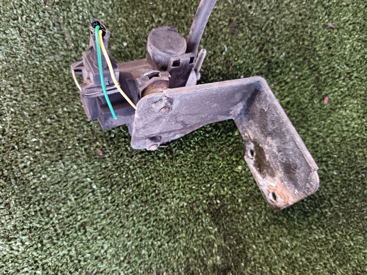 Клапан перетворювач тиску наддуву (соленоїд) Kia Sorento JC (2002-2009) 3512027000