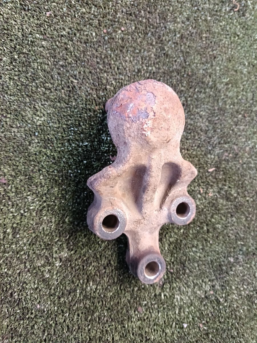 Кульова опора, нижня Kia Sorento JC (2002-2009) 545703E001