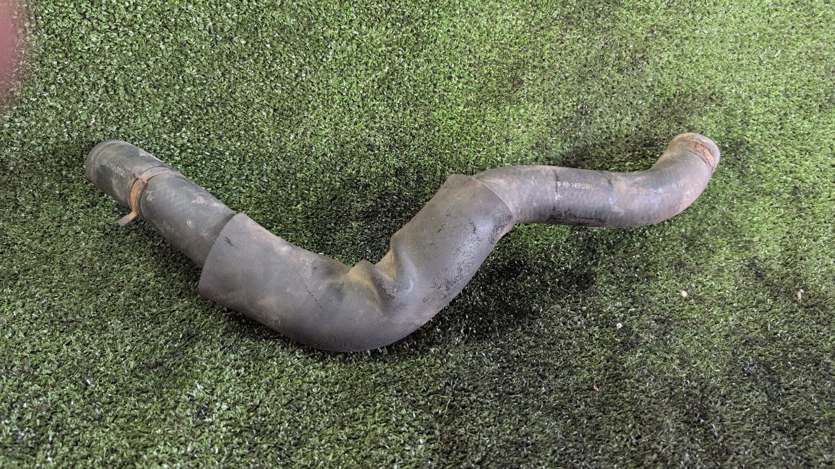 Патрубок радіатора нижній Kia Sorento JC (2002-2009) 254123E910