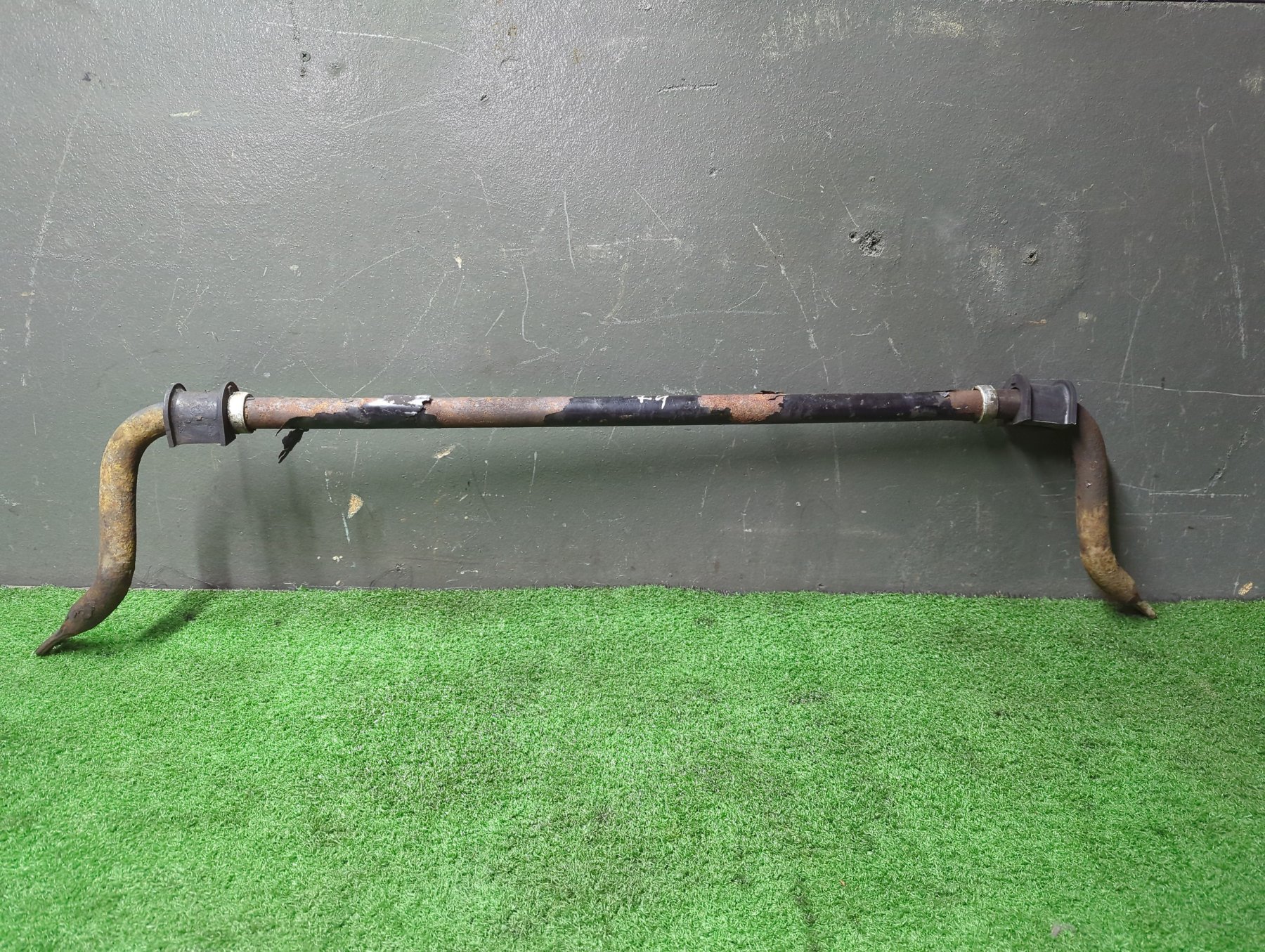 Передній стабілізатор KIA Sorento JC (2002-2009) 548123E010