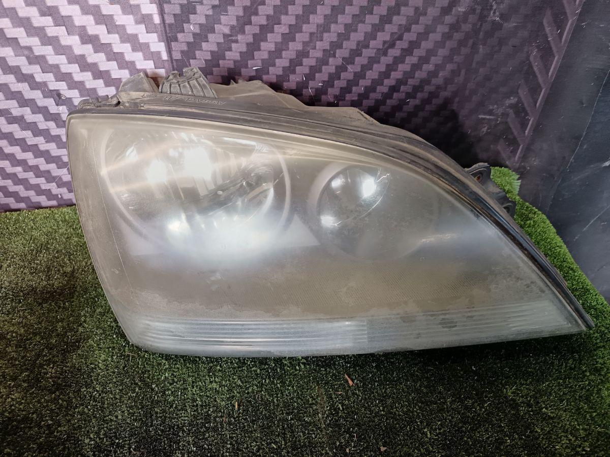 Права фара Kia Sorento JC (2002-2009) 921023E110