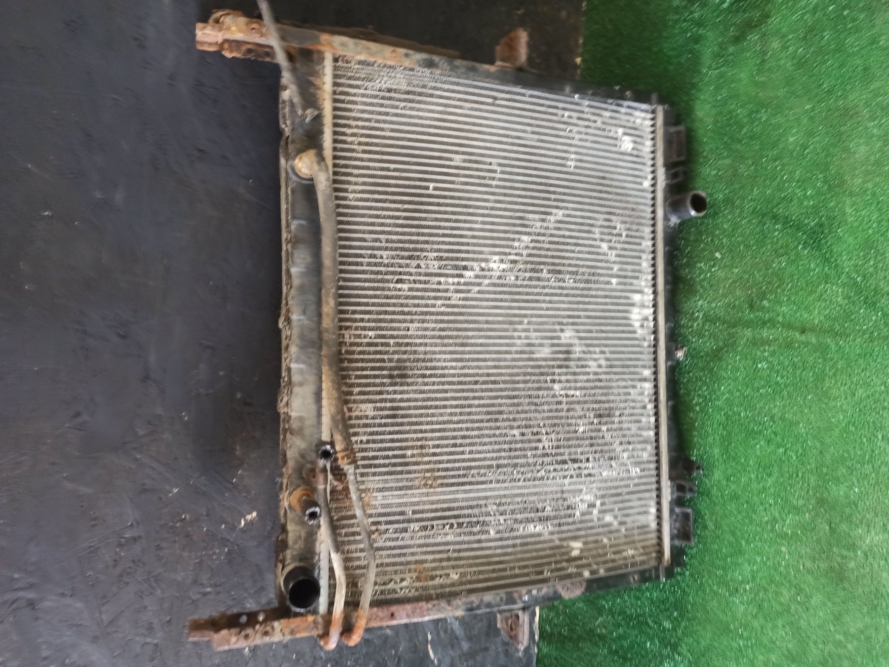 Радіатор охолодження KIA Sorento JC (2002-2009) 253113E050