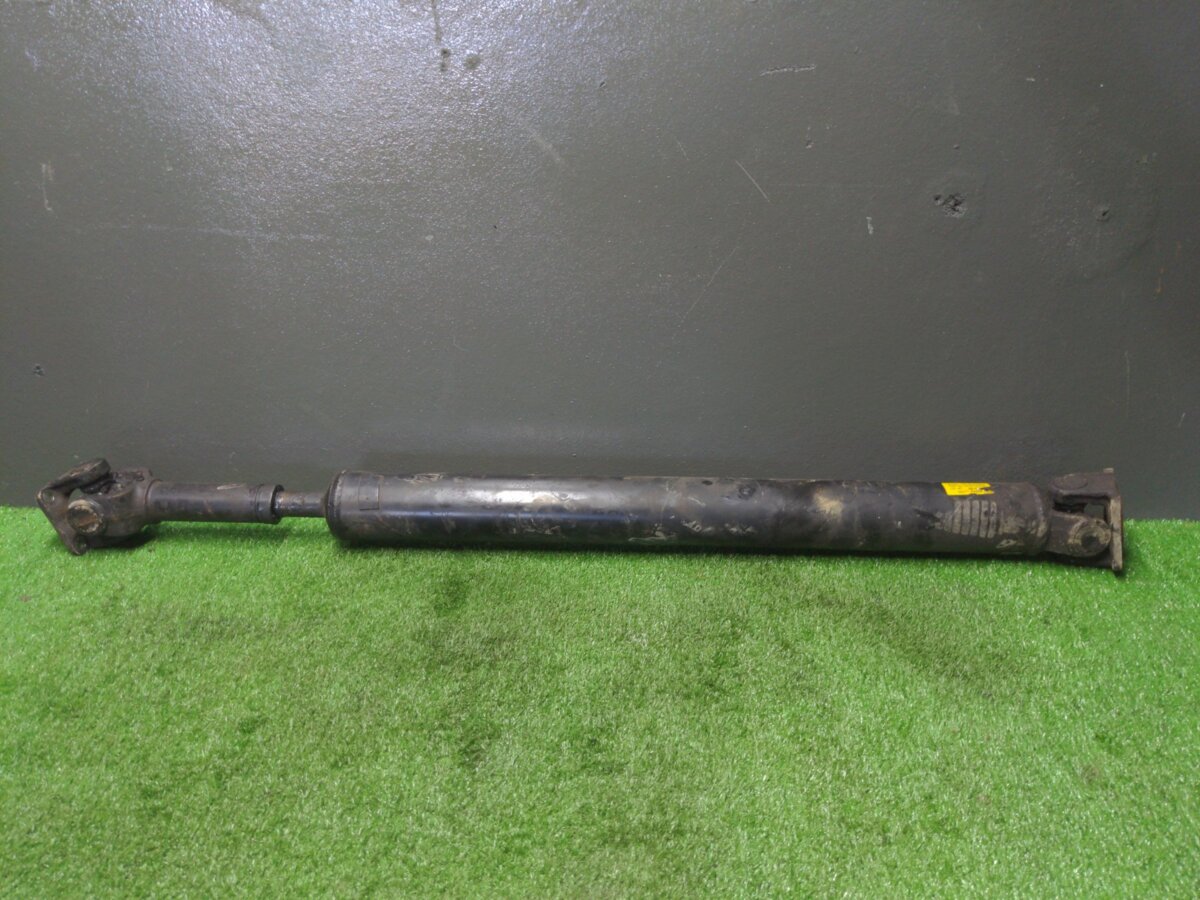 Вал карданний задній KIA Sorento JC (2002-2009) 491003E300