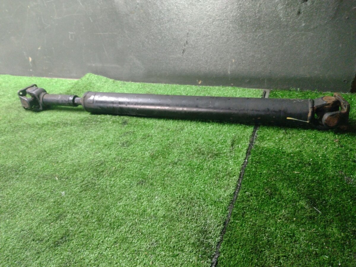 Вал карданний задній KIA Sorento JC (2002-2009) 491003E300