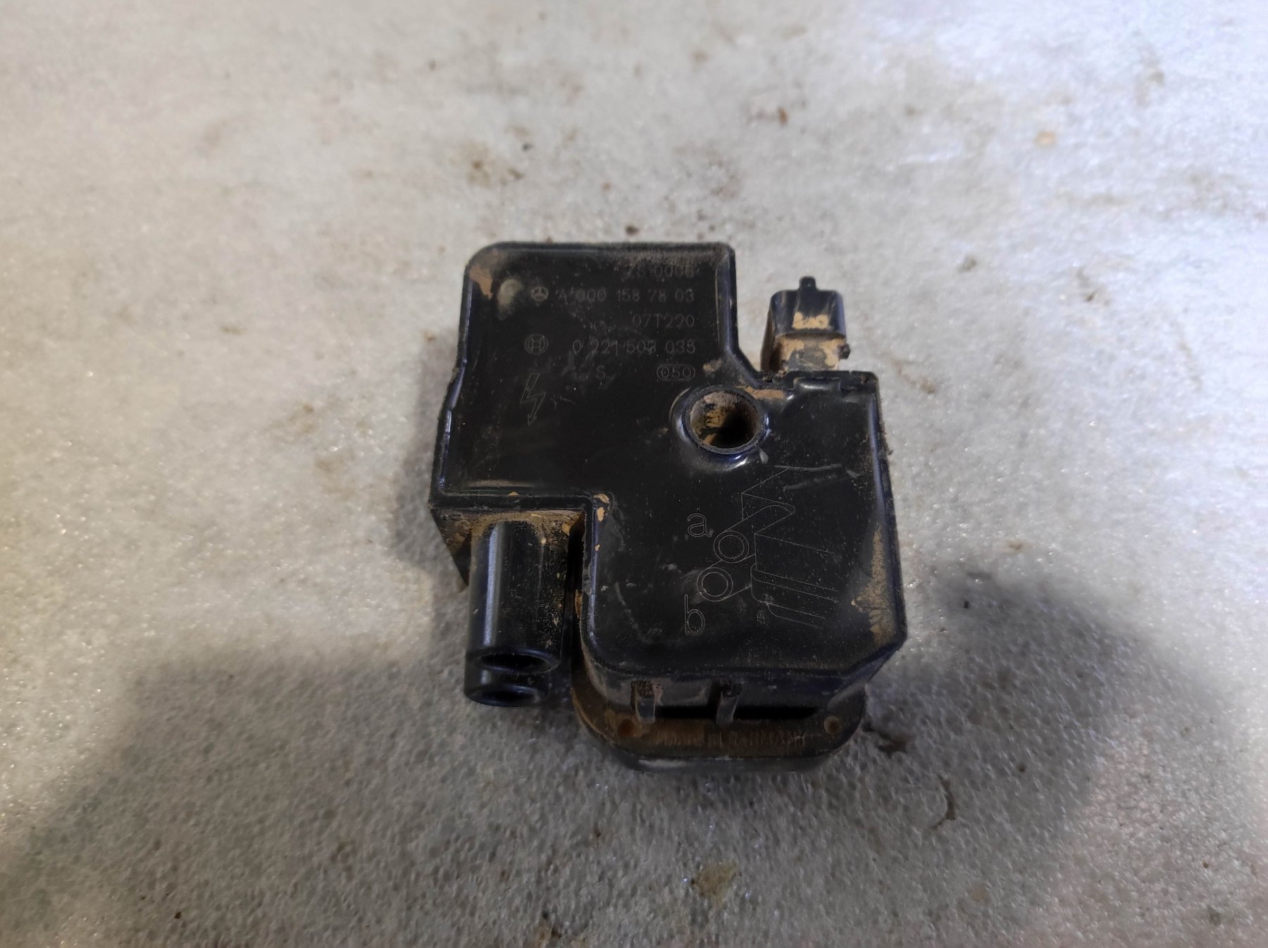 Офіційний bosch 0221503035 bosch котушка Mercedes-Benz A-Class W169 (2004-2012) A0001587803
