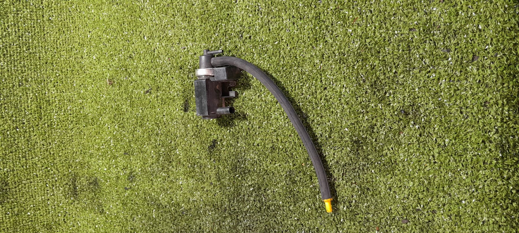 Клапан вакуумний Mercedes-Benz B-Class W245 (2005-2011) A0051535528