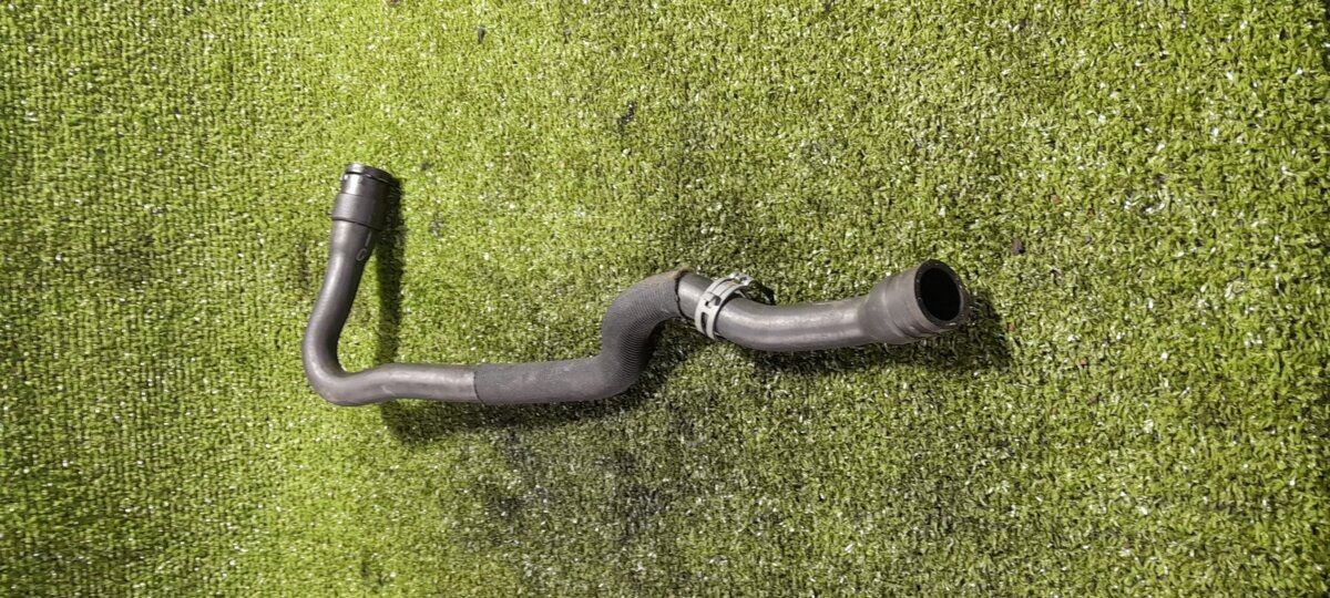 Шланг пічки салона Mercedes-Benz B-Class W245 (2005-2011) A1698301296