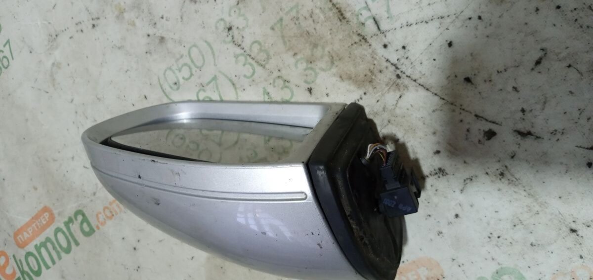 бічне дзеркало заднього виду праве; дзеркало заднього виду, праве; дзеркало праве; праве бічне дзеркало Mercedes-Benz C-Class W203 (2000-2007) A2038100076