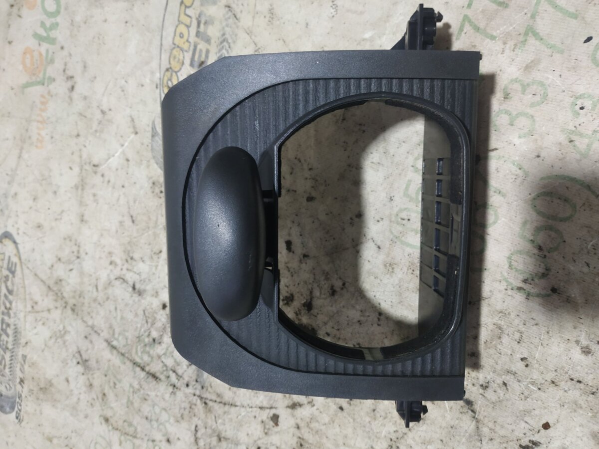 Кожух підрульовий Mercedes-Benz C-Class W203 (2000-2007) A2034600095