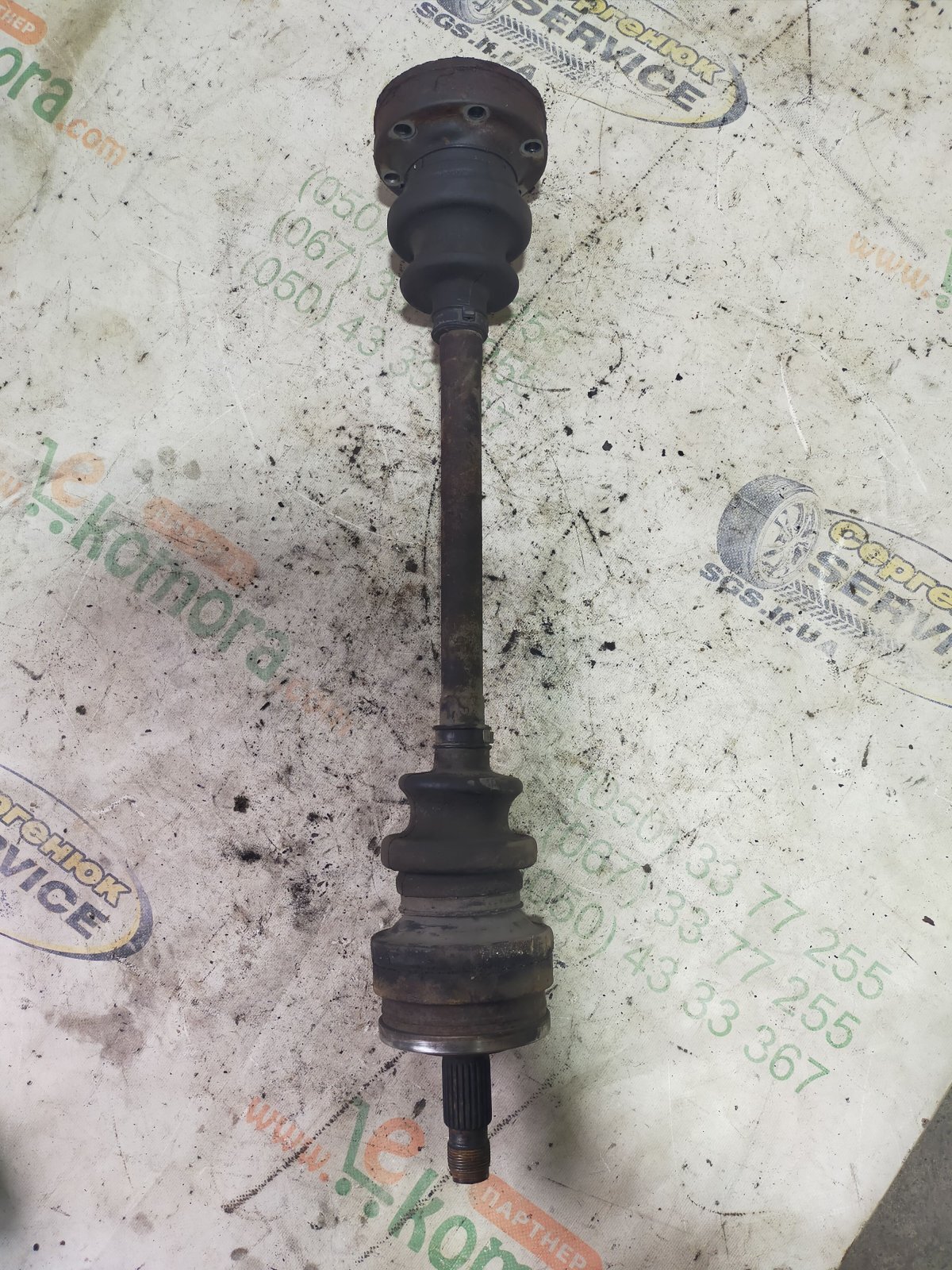 піввісь задня Mercedes-Benz C-Class W203 (2000-2007) A2033501210