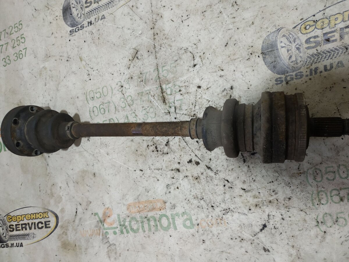 Полуось задняя Mercedes-Benz C-Class W203 (2000-2007) A2033501210