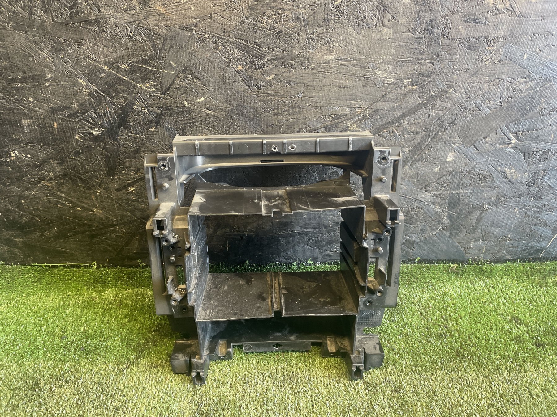 Рамка магнітоли Mercedes-Benz C-Class W203 (2000-2007) A2036890216