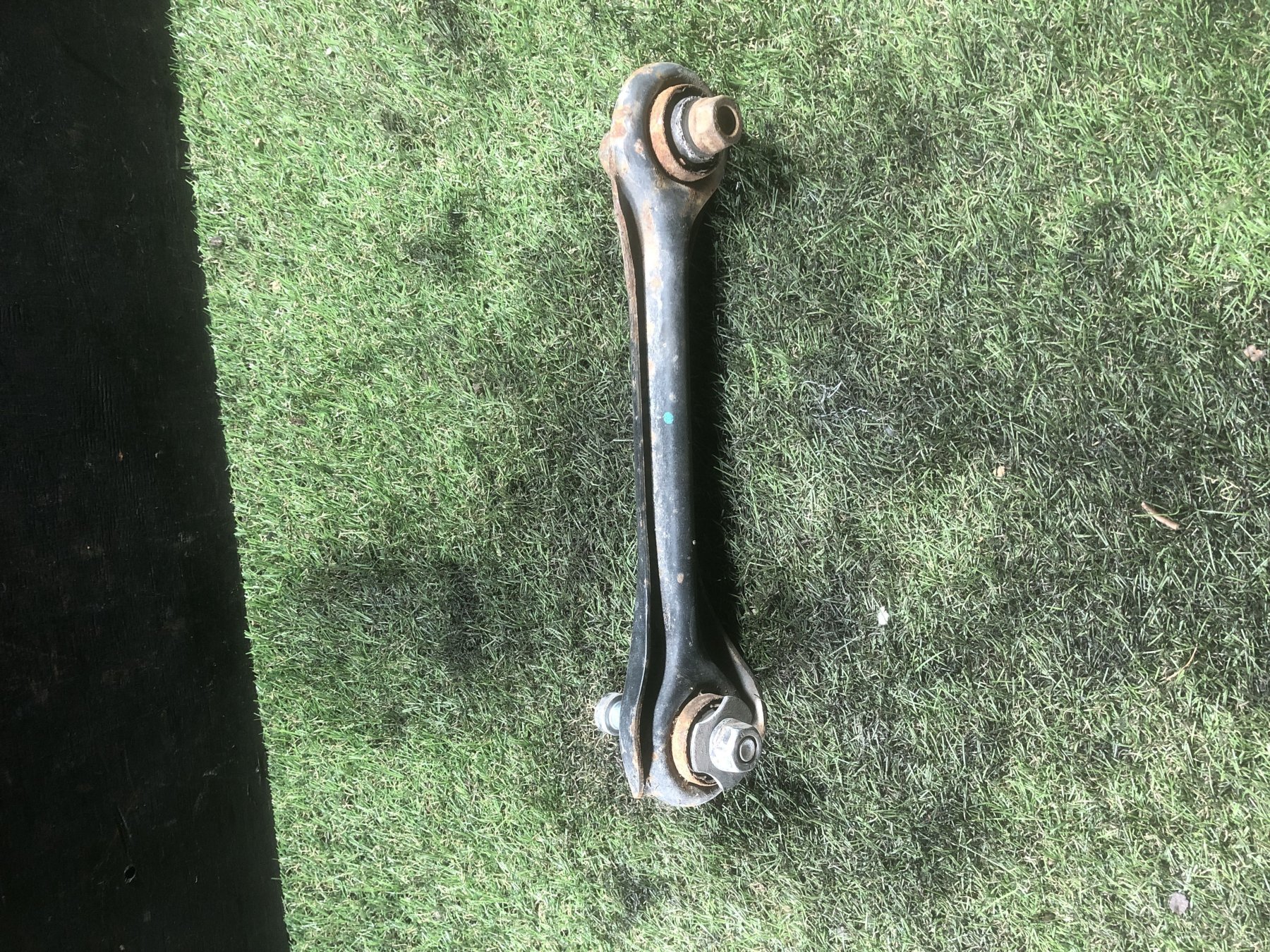 Ричаг задній правий Mercedes-Benz C-Class W203 (2000-2007) A2103503306