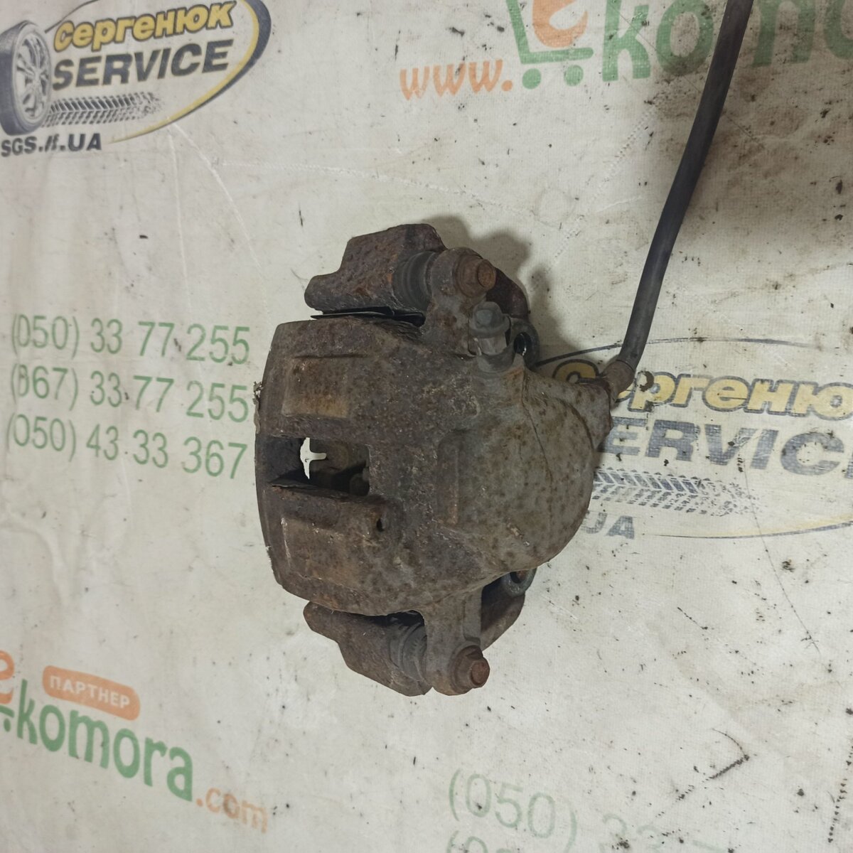 супорт гальмівний, передній, лівий Mercedes-Benz C-Class W203 (2000-2007) A0034202383