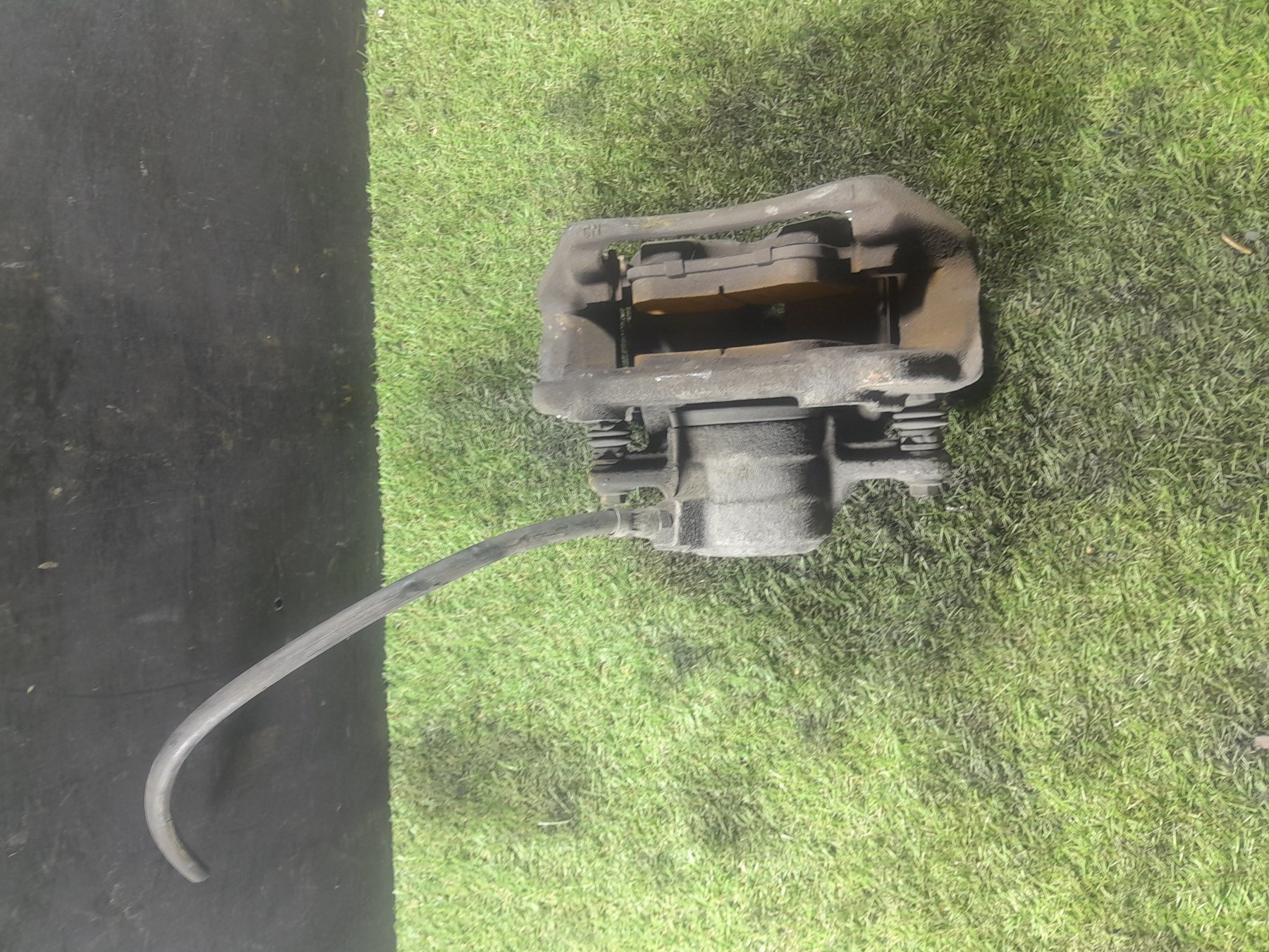 Супорт лів перед Mercedes-Benz C-Class W203 (2000-2007) A0034202383