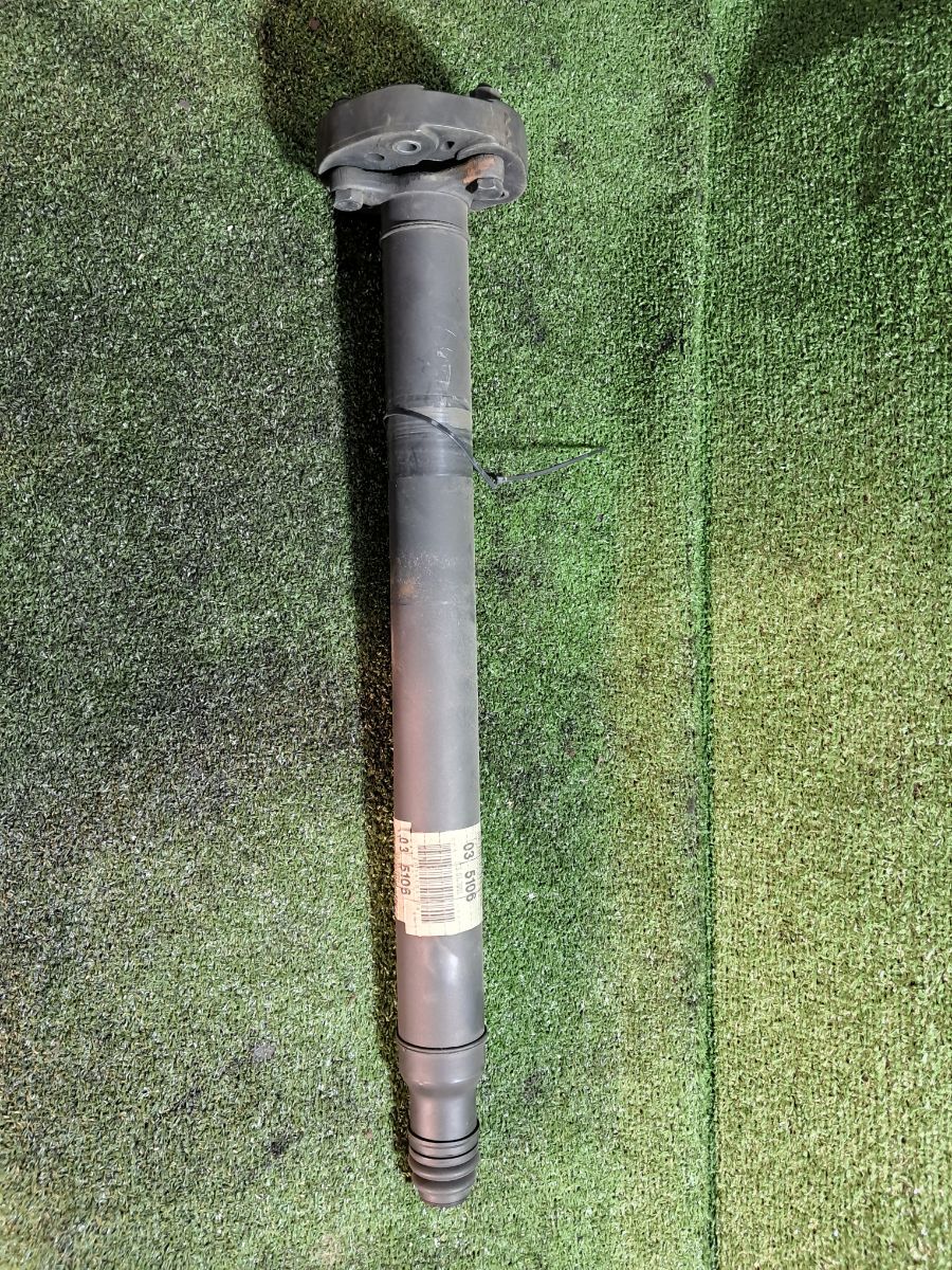 вал карданний основний заднього моста Mercedes-Benz C-Class W203 (2000-2007) A2034105106