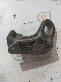 кронштейн кріплення паливної форсунки Mercedes-Benz C-Class W204 (2007-2014) A6110782341