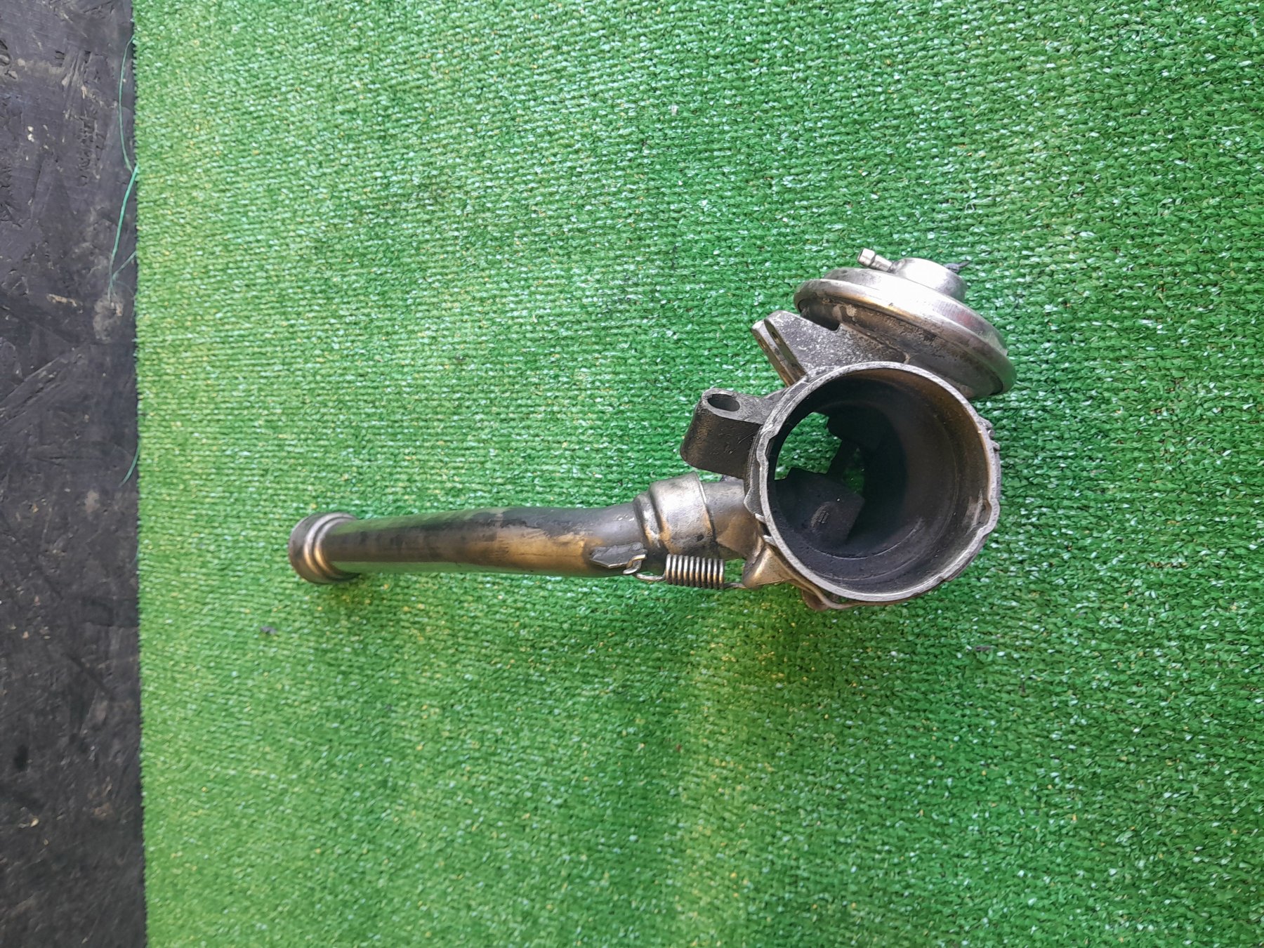 Клапан egr рециркуляції газів Mercedes-Benz CLK-Class C209 (2002-2010) A6110900754